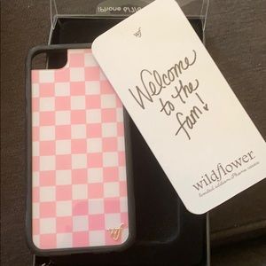 pink checkered wildflower phone case